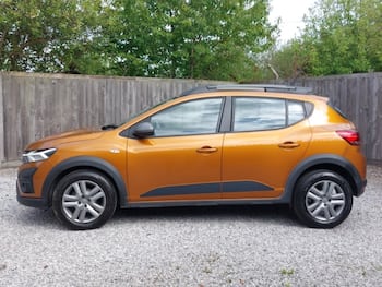 Used Dacia Sandero Stepway 2023 for sale - 79694600: Photo