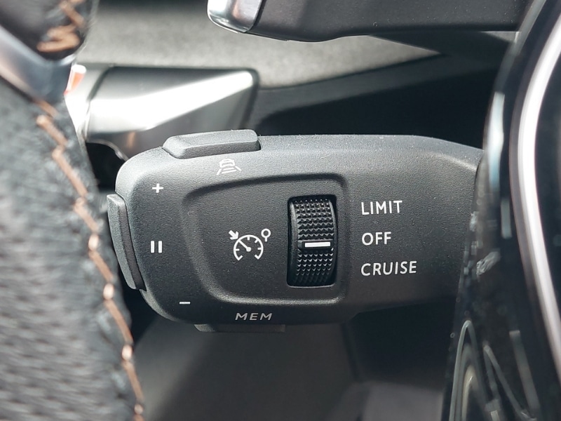 Used Peugeot 3008 2022 for sale - 77049428: Photo 17