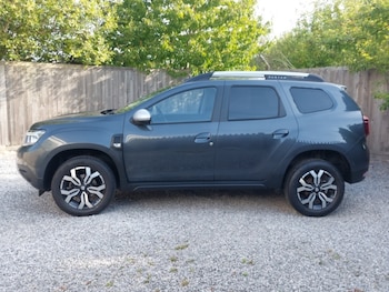 Used Dacia Duster 2022 for sale - 79489408: Photo