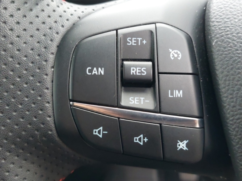 Used Ford Focus 2023 for sale - 76268939: Photo 15