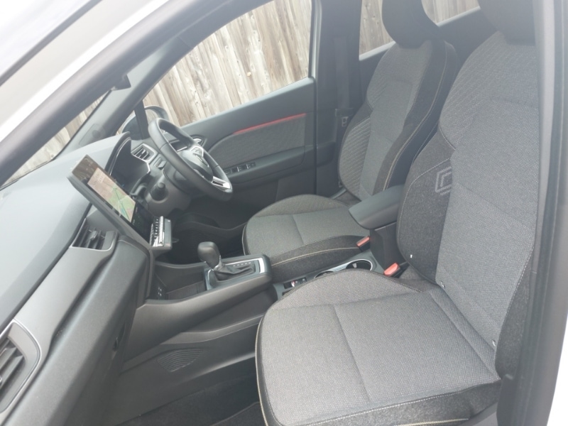 Used Renault Captur 2024 for sale - 76533069: Photo 5