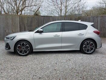 Used Ford Focus 2023 for sale - 78113227: Photo