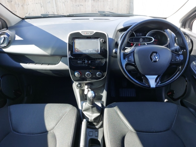 Used Renault Clio 2016 for sale - 78113247: Photo 2