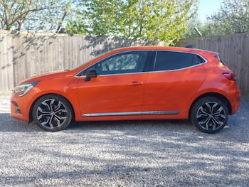 Used Renault Clio 2022 for sale - 78369459: Photo