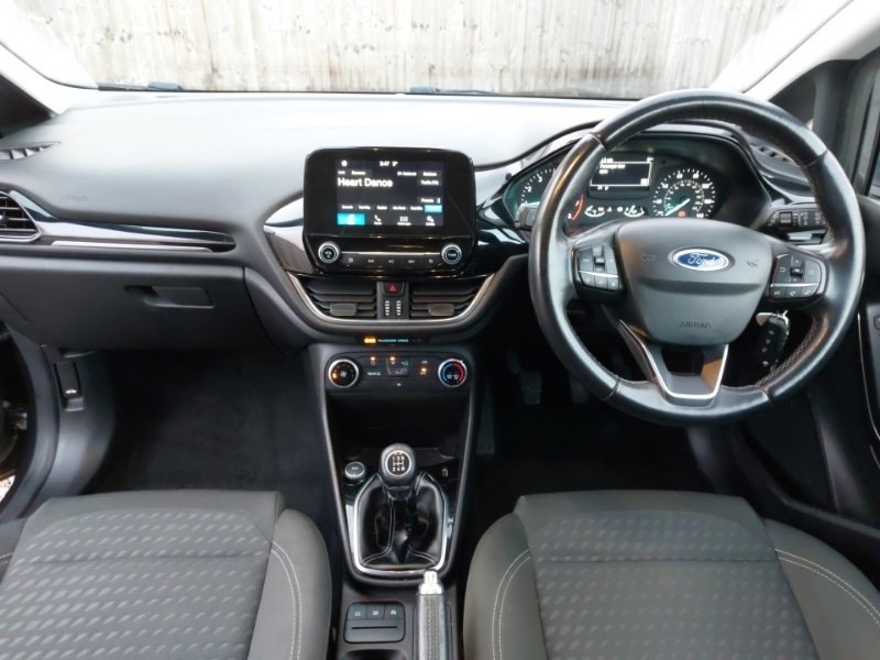 Used Ford Fiesta 2018 for sale - 77201849: Photo 2