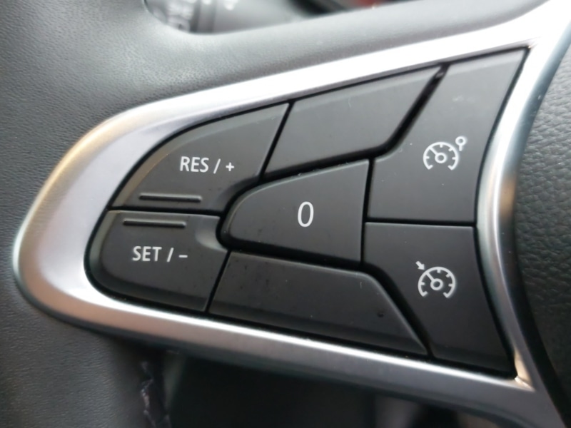 Used Renault Clio 2022 for sale - 77078424: Photo 17