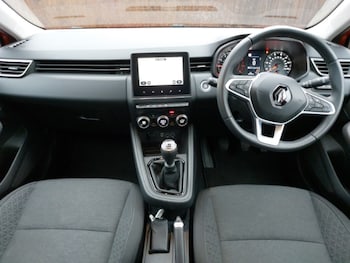Used Renault Clio 2022 for sale - 77078424: Photo