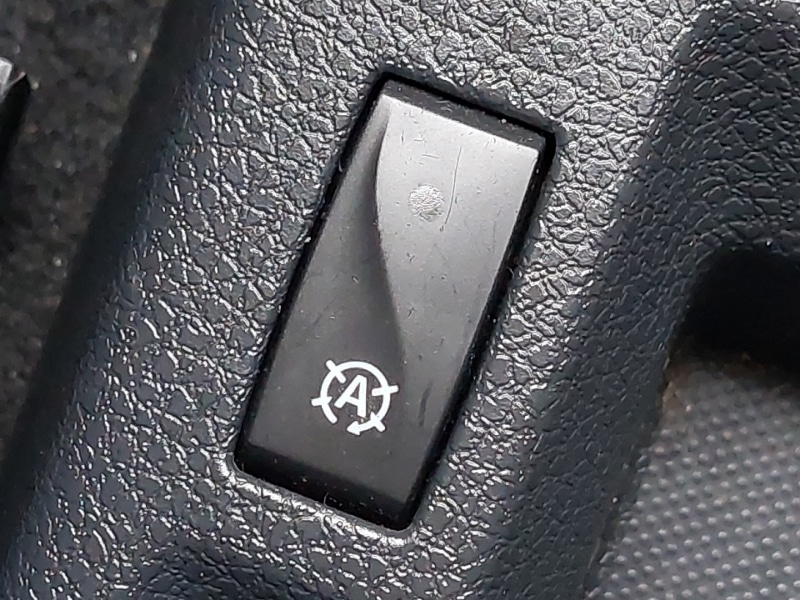 Used Dacia Sandero Stepway 2018 for sale - 77873861: Photo 17