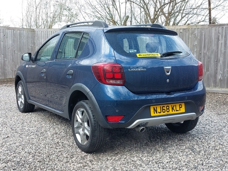Used Dacia Sandero Stepway 2018 for sale - 77873861: Photo 3