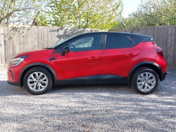Used Renault Captur 2022 for sale - 78342475: Photo