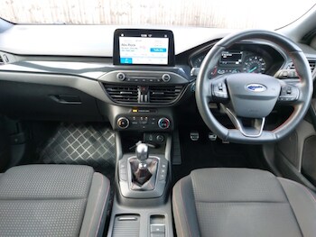 Used Ford Focus 2019 for sale - 77047126: Photo