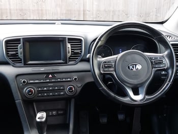 Used Kia Sportage 2017 for sale - 76369818: Photo