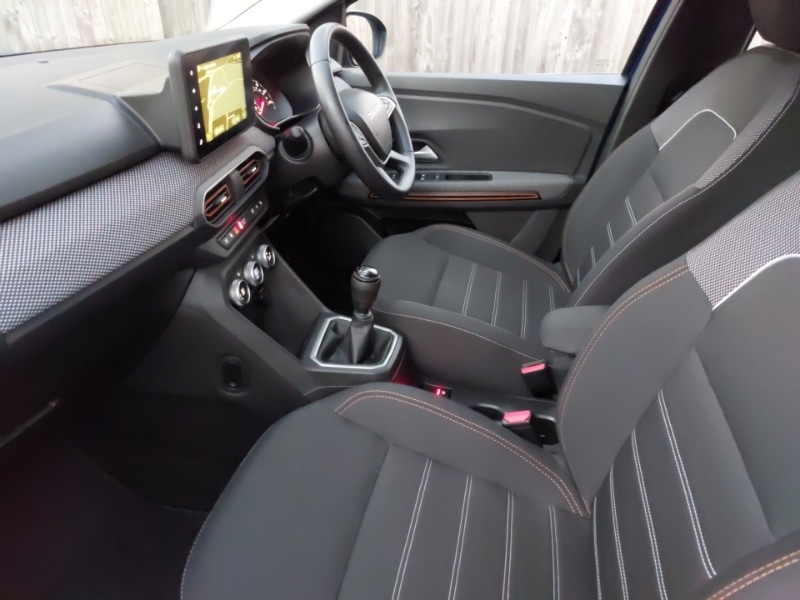 Used Dacia Sandero Stepway 2023 for sale - 76779947: Photo 5