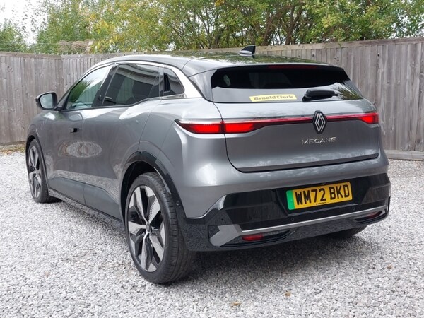 Used Renault Megane E Tech 2022 for sale - 76213075: Photo 3