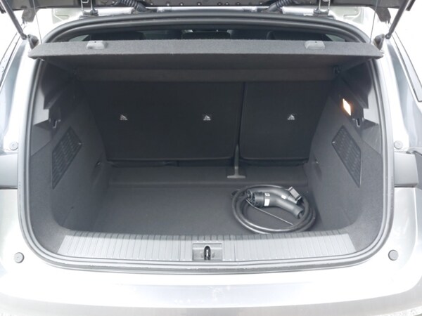 Used Renault Megane E Tech 2022 for sale - 76213075: Photo 8