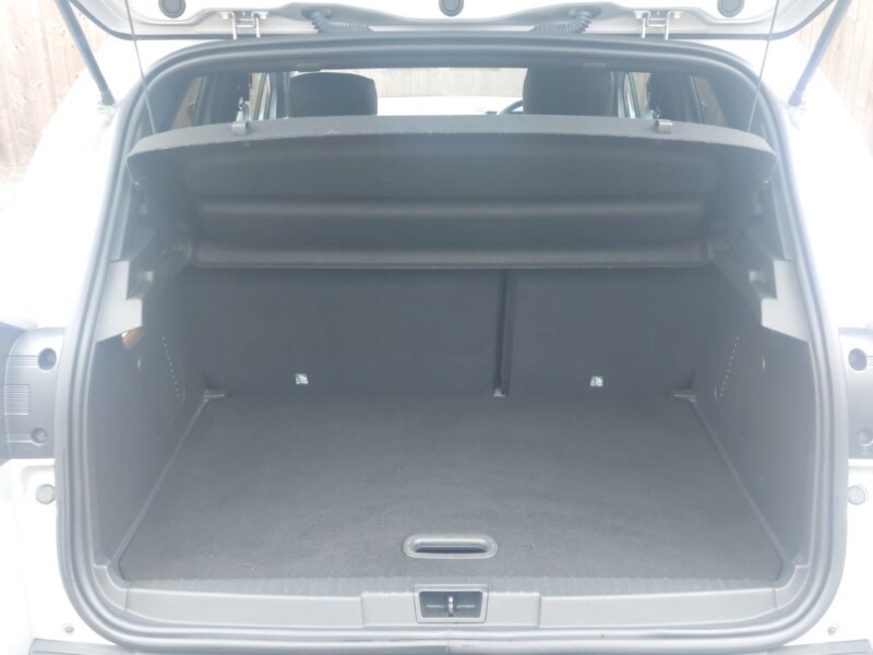 Used Renault Captur 2020 for sale - 77543944: Photo 8