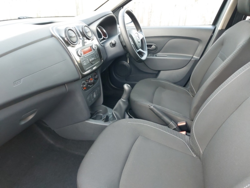 Used Dacia Sandero 2018 for sale - 77736285: Photo 5