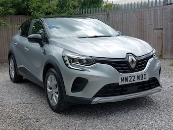 Used Renault Captur 2022 for sale - 75518527: Photo