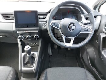 Used Renault Captur 2022 for sale - 78269511: Photo