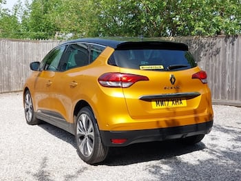 Used Renault Scenic 2017 for sale - 79654124: Photo