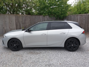 Used Vauxhall Astra 2023 for sale - 79393434: Photo