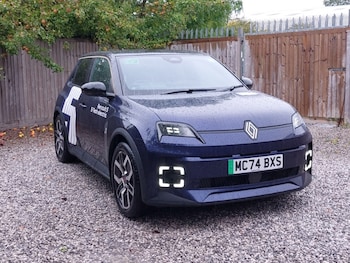 Used Renault 5 2025 for sale - 76166036: Photo