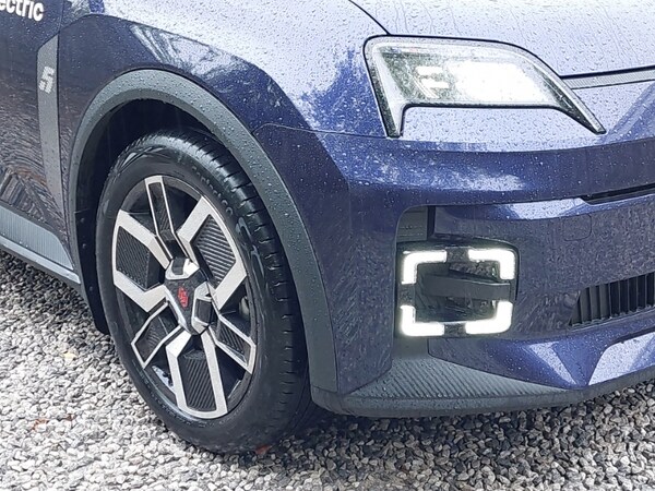 Used Renault 5 2025 for sale - 76166036: Photo 9
