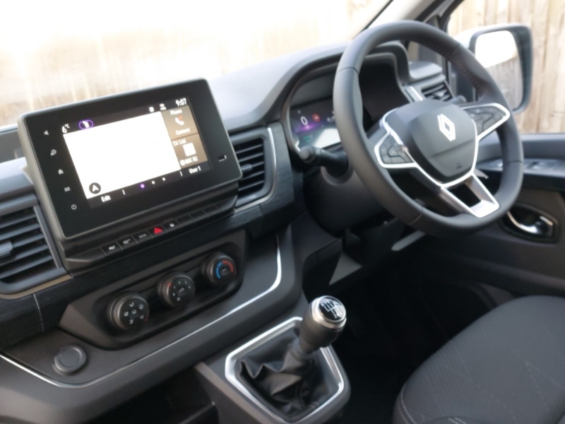 Used Renault Trafic 2025 for sale - 77299547: Photo 2