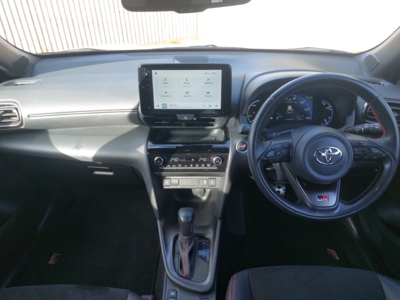 Used Toyota Yaris Cross 2023 for sale - 76375355: Photo 2