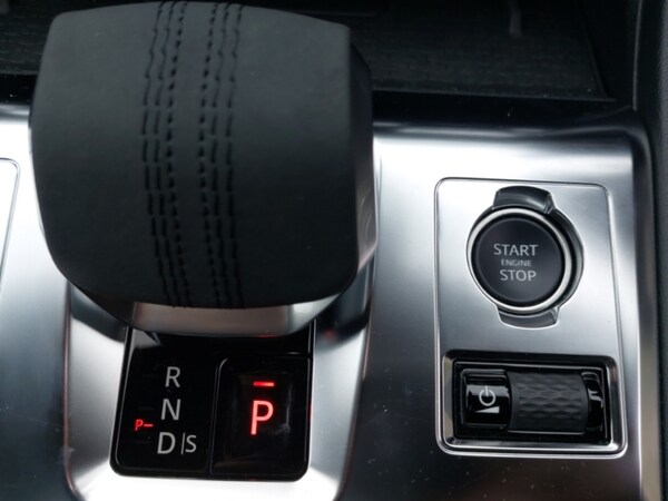 Used Jaguar F-Pace 2023 for sale - 76238296: Photo 14