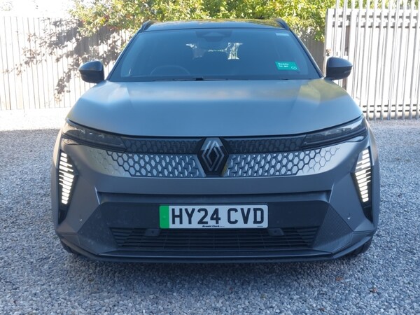 Used Renault Scenic E-Tech 2024 for sale - 76187841: Photo 12
