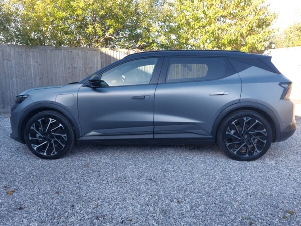 Used Renault Scenic E-Tech 2024 for sale - 76187841: Photo 4