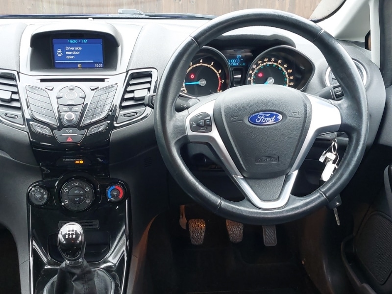 Used Ford Fiesta 2016 for sale - 77475828: Photo 2