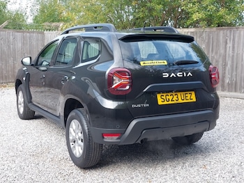 Used Dacia Duster 2023 for sale - 76199476: Photo 3