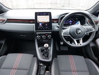 Used Renault Clio 2023 for sale - 78803540: Photo
