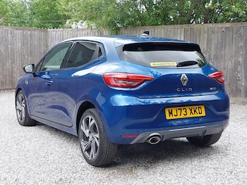 Used Renault Clio 2023 for sale - 78803540: Photo