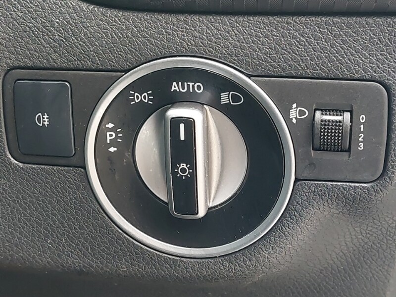 Used Mercedes-Benz A-Class 2018 for sale - 77433288: Photo 13