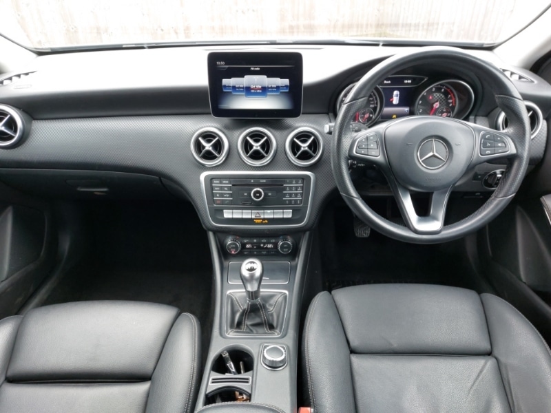 Used Mercedes-Benz A-Class 2018 for sale - 77433288: Photo 2