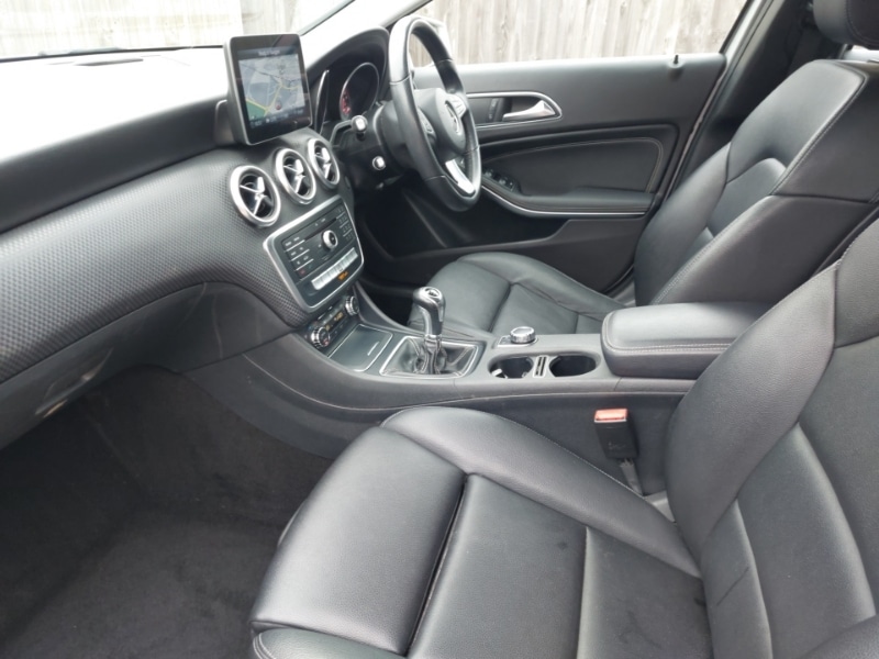 Used Mercedes-Benz A-Class 2018 for sale - 77433288: Photo 5