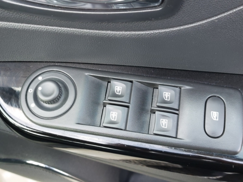 Used Renault Captur 2017 for sale - 77899169: Photo 14