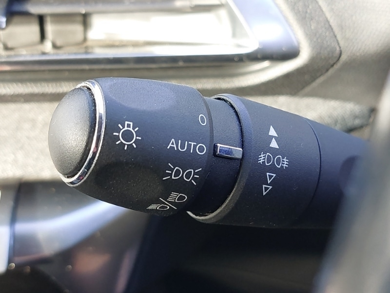 Used Peugeot 3008 2019 for sale - 76893647: Photo 16