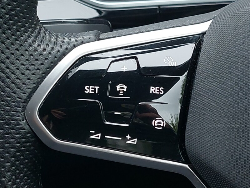 Used Volkswagen T-Roc 2022 for sale - 77197596: Photo 16