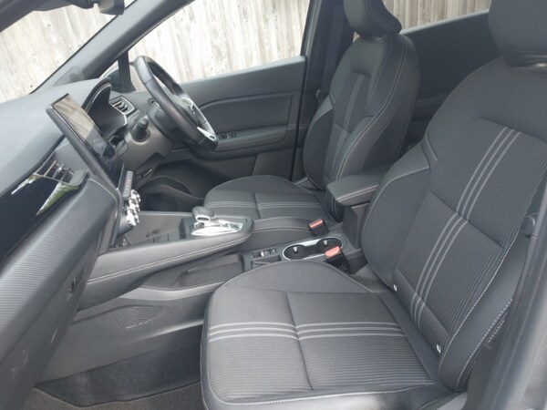 Used Renault Captur 2024 for sale - 76100266: Photo 5