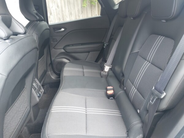 Used Renault Captur 2024 for sale - 76100266: Photo 6