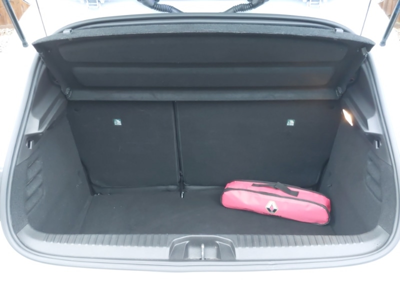 Used Renault Clio 2022 for sale - 76880287: Photo 8