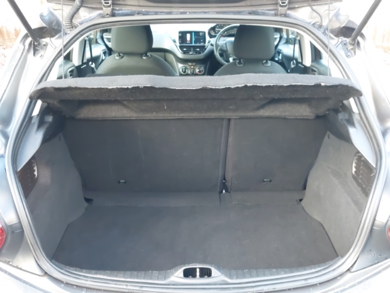 Used Peugeot 208 2019 for sale - 77201845: Photo 8