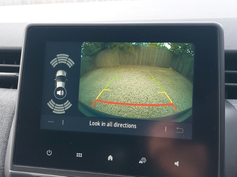 Used Renault Clio 2024 for sale - 76947279: Photo 14