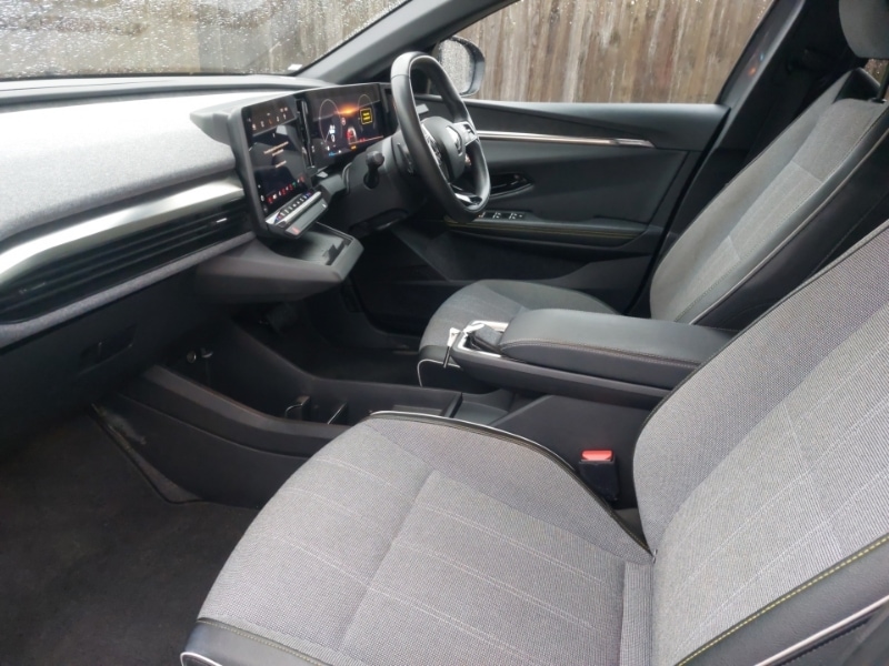 Used Renault Megane E Tech 2023 for sale - 77682346: Photo 5