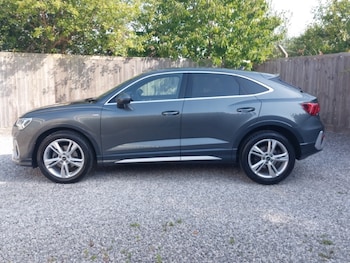 Used Audi Q3 2022 for sale - 76613853: Photo