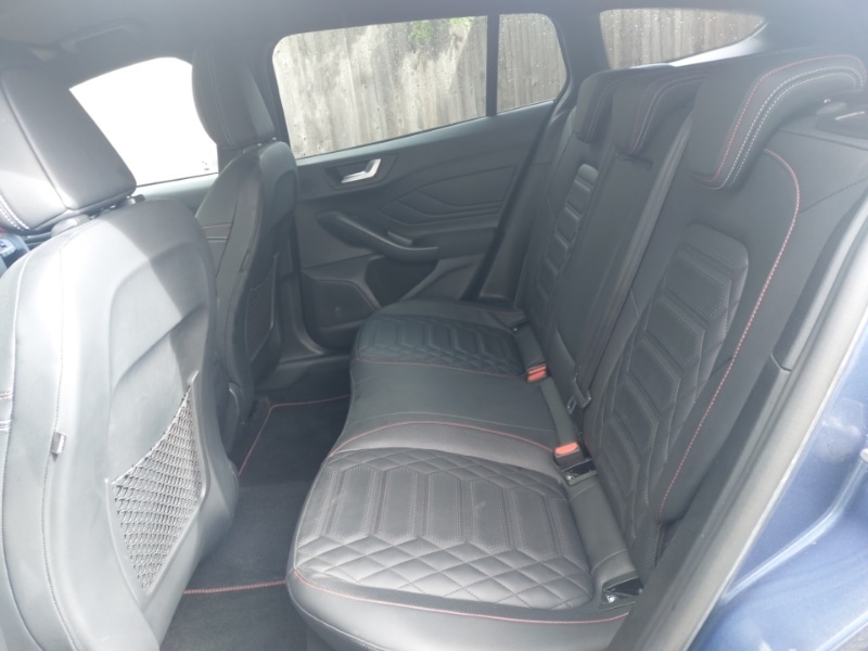 Used Ford Focus 2023 for sale - 76959318: Photo 6